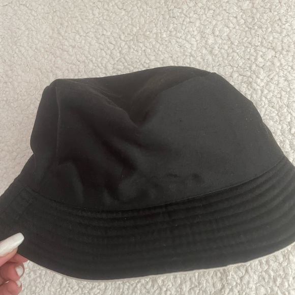 Bundle of Bucket Hats - Picture 7 of 7